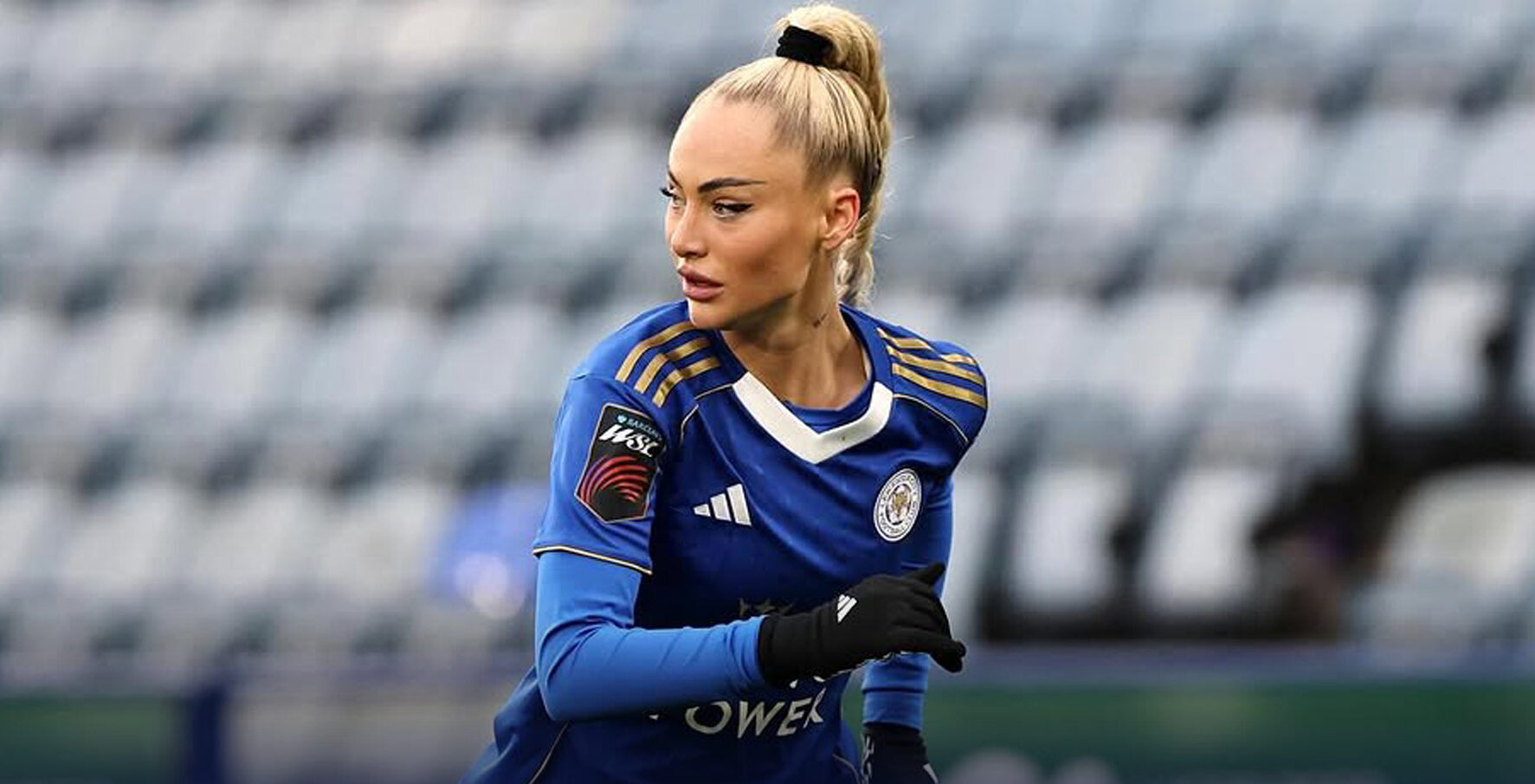 آلبوم آلیشا لمان ستاره جنجالی فوتبال زنان در تیم جدیدش