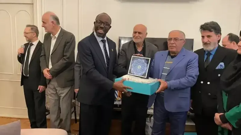 نشست دیپلماتیک در سفارت اروگوئه با حضور سفرای آمریکای جنوبی و نمایندگان فوتبال ایران