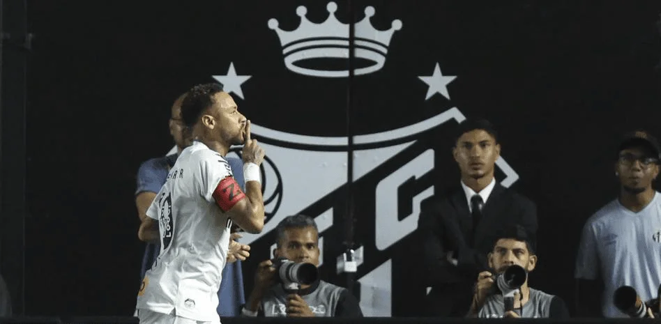 نیمار با دبل شب گذشته خود دوباره در مرکز توجه قرار گرفت - فوتبال