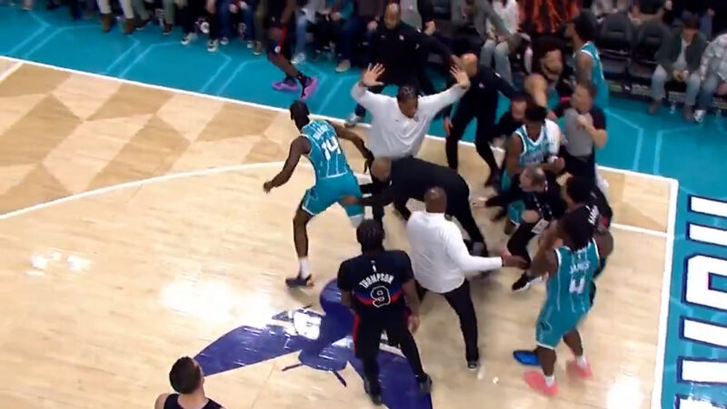 زد و خورد شدید در بسکتبال NBA