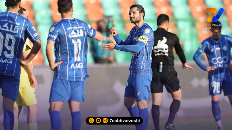 روزبه چشمی از خجالت عارف غلامی دارد؛ حرف نزن، فقط برو