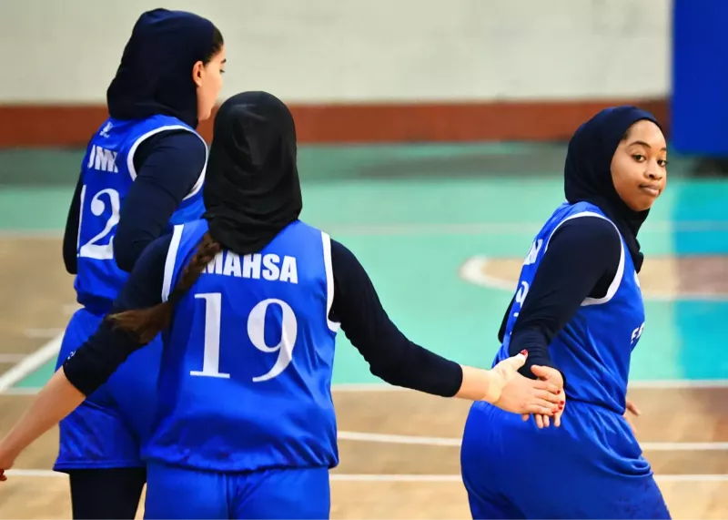 بیوگرافی سابریا دین بازیکن آمریکایی تیم زنان استقلال ‌های خصوص - بسکتبال