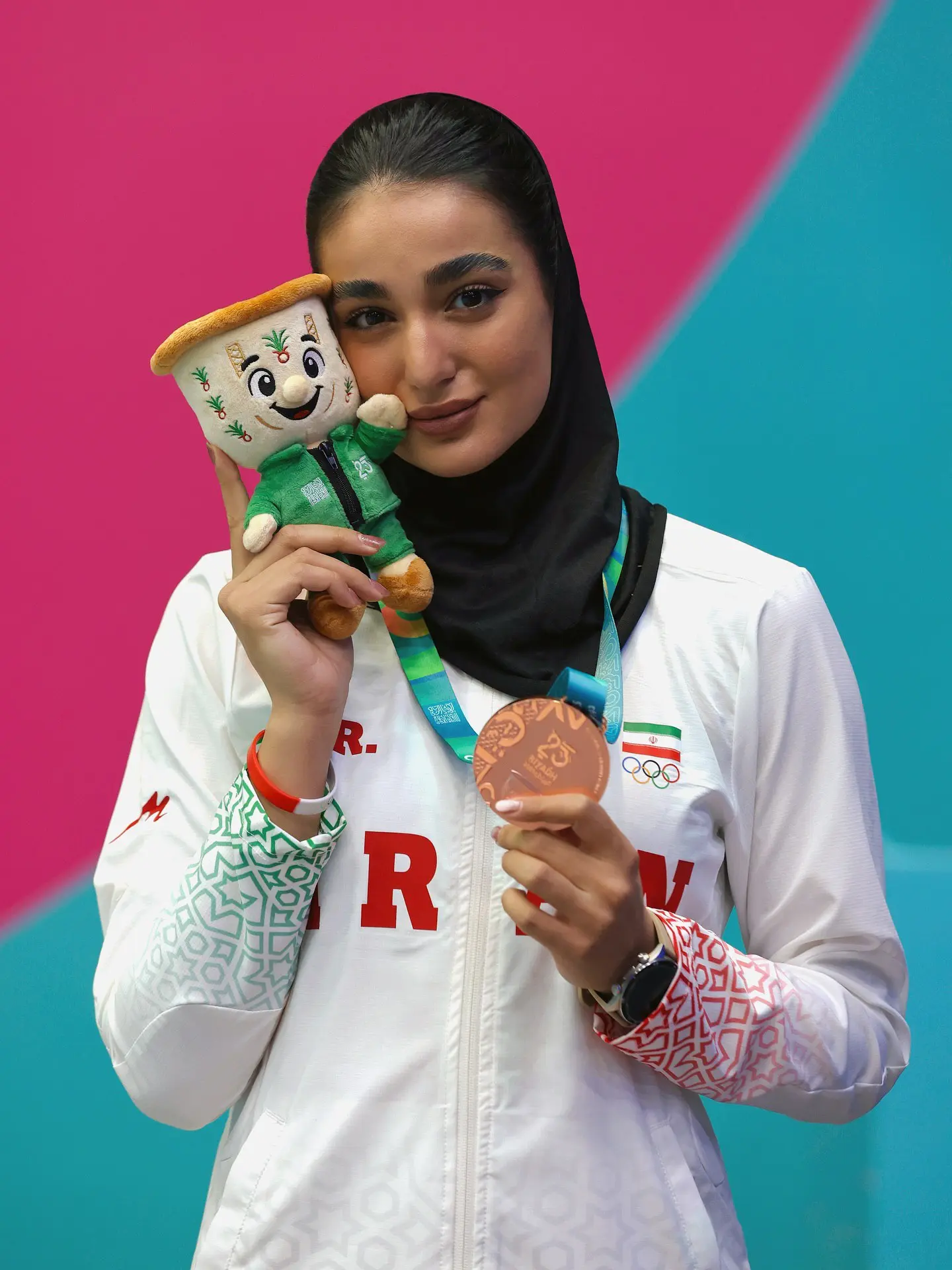 photo_2025-11-15_23-55-22