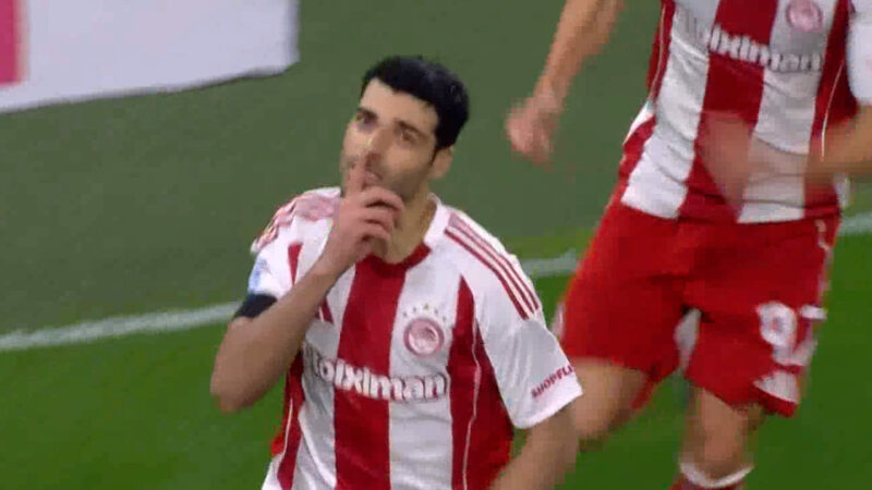 گل اول المپیاکوس به آاک آتن توسط مهدی طارمی از روی نقطه پنالتی