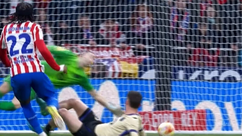 گل سوم اتلتیکومادرید به بارسلونا توسط آدمولا لوکمن