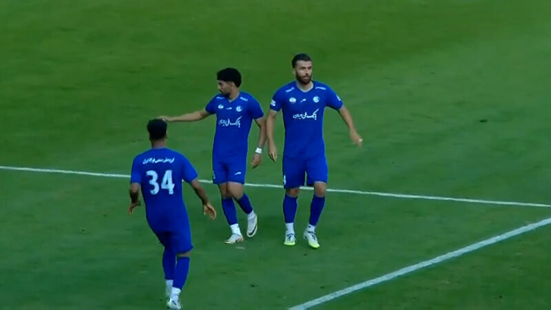 گل اول استقلال خوزستان به آلومینیوم توسط امیرحسین جلالی وند