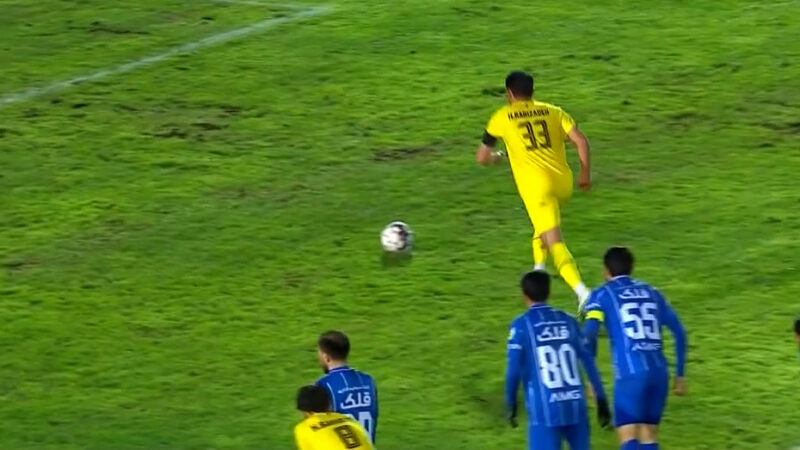 گل اول شمس آذر به استقلال توسط هومن ربیع زاده