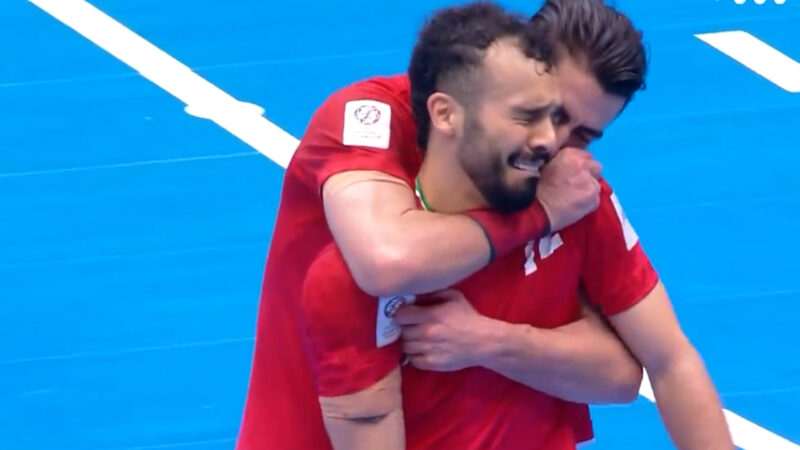 گل چهارم تیم ملی فوتسال ایران به تیم ملی عراق توسط آقاپور