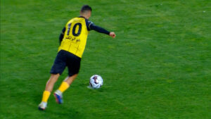 گل سوم سپاهان به استقلال خوزستان توسط ریکاردو آلوز - فوتبال