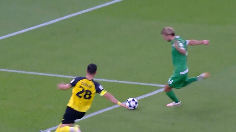 گل اول الاهلی دوحه به سپاهان توسط میشل ولپ