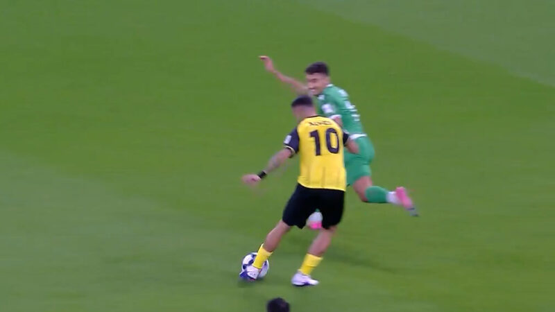 گل اول سپاهان به الاهلی دوحه توسط ریکاردو آلوز