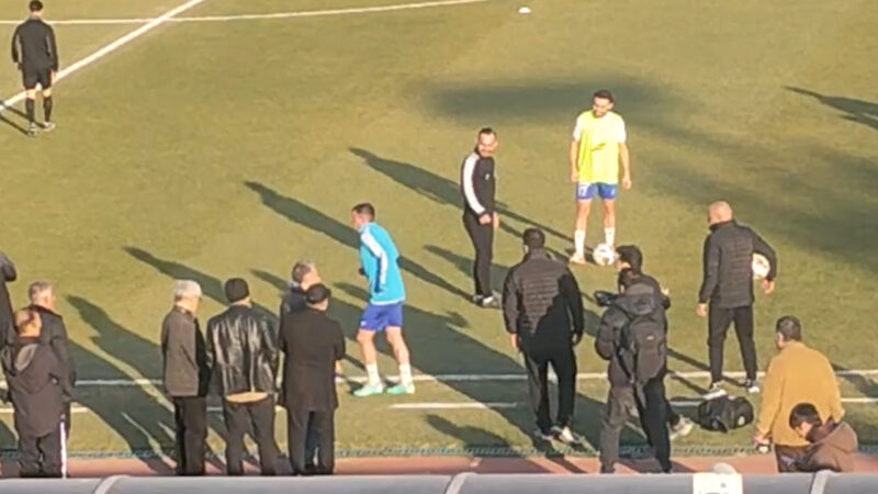 شوک به استقلال؛ آسانی قبل از بازی با پیکان مصدوم شد!