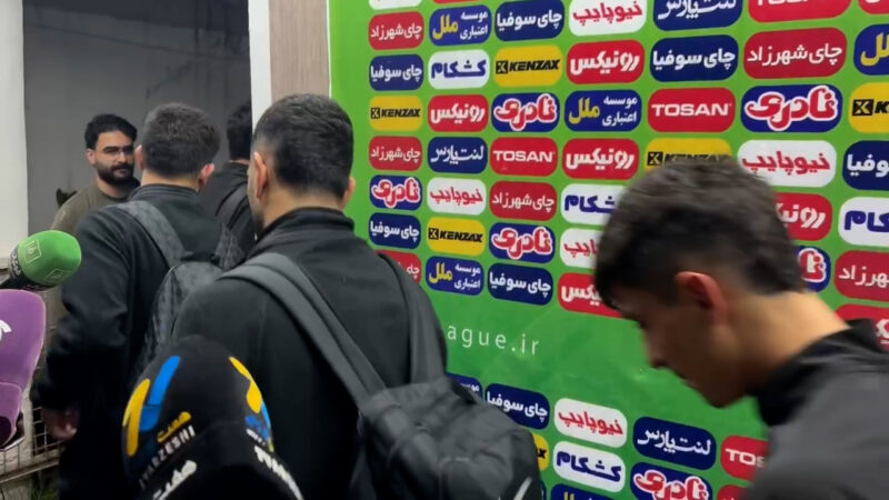 خروج پرسپولیسی‌ها بدون مصاحبه پس از دیدار با ملوان