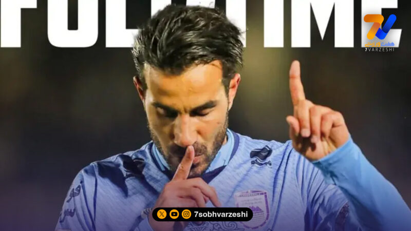 محمودآبادی: این برد را به اخباری هدیه دادیم!