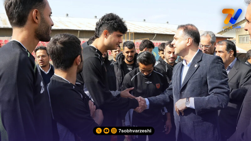 دیدار گرم مدیرعامل شرکت ملی مس با شاگردان مجتبی جباری