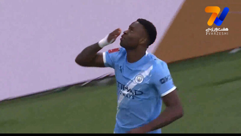 گل دوم منچسترسیتی به سالفورد توسط مارک گوئهی