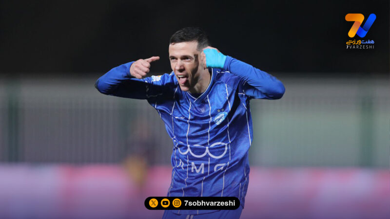 حرکات موزون “آسانی” سر میز شام پس از شکست پرسپولیس!