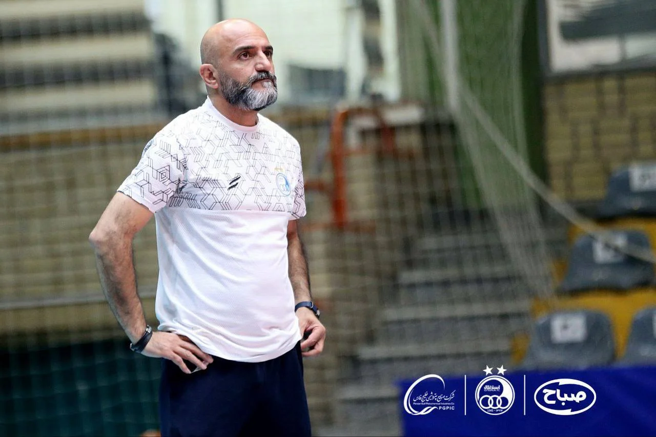 سرمربی سابق استقلال در حمله موشکی به تهران مجروح شد - سایر لیگ ها