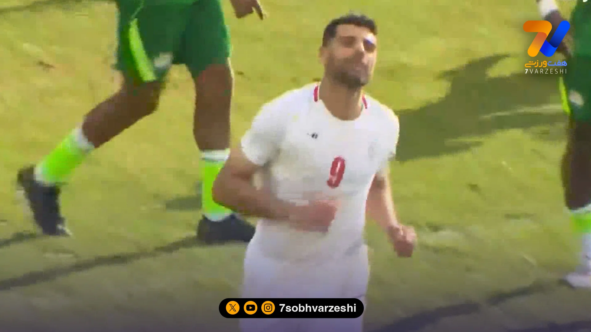 فریاد قلعه نویی در رختکن تیم ملی: پنالتی شد “مهدی” می زند - جام‌جهانی