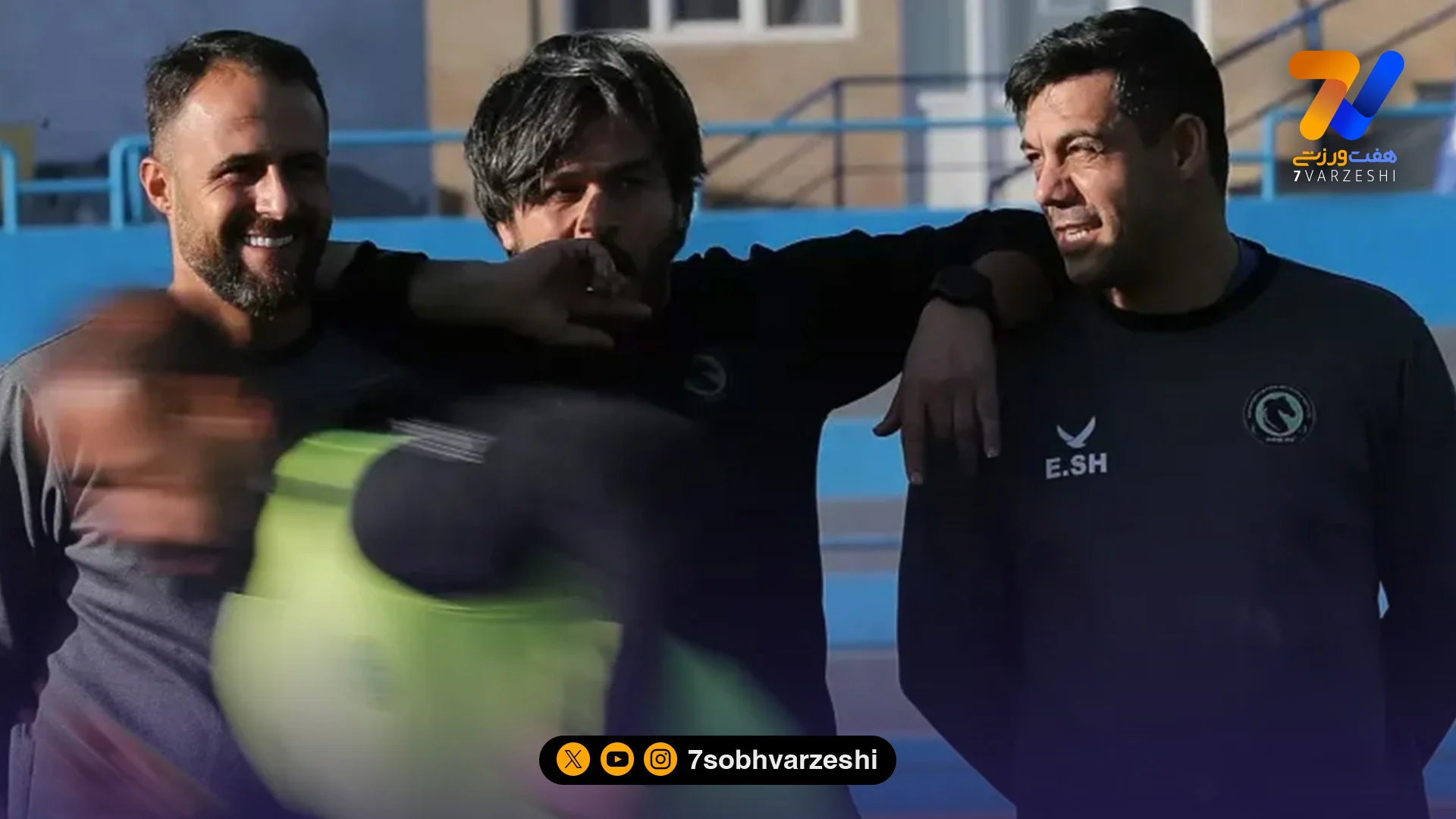 تمرین پیکان زیر سایه تصمیم نهایی برای لیگ - فوتبال