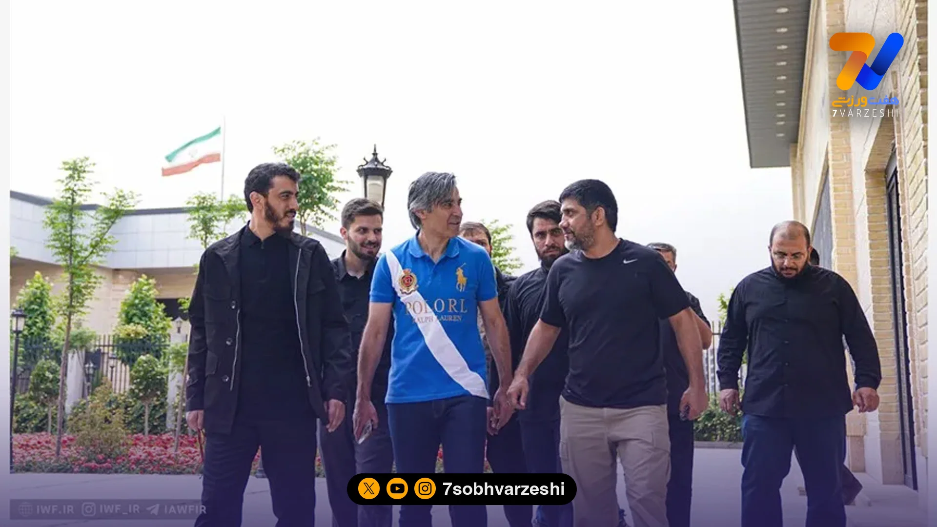 علیرضا دبیر میزبان چهره‌های ورزشی و مذهبی - کشتی