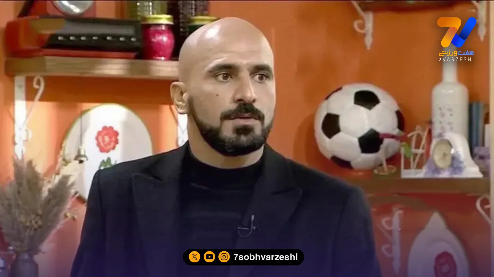 جباری: امیرحسین محمودی از علیرضا جهانبخش بهتر است - جام‌جهانی