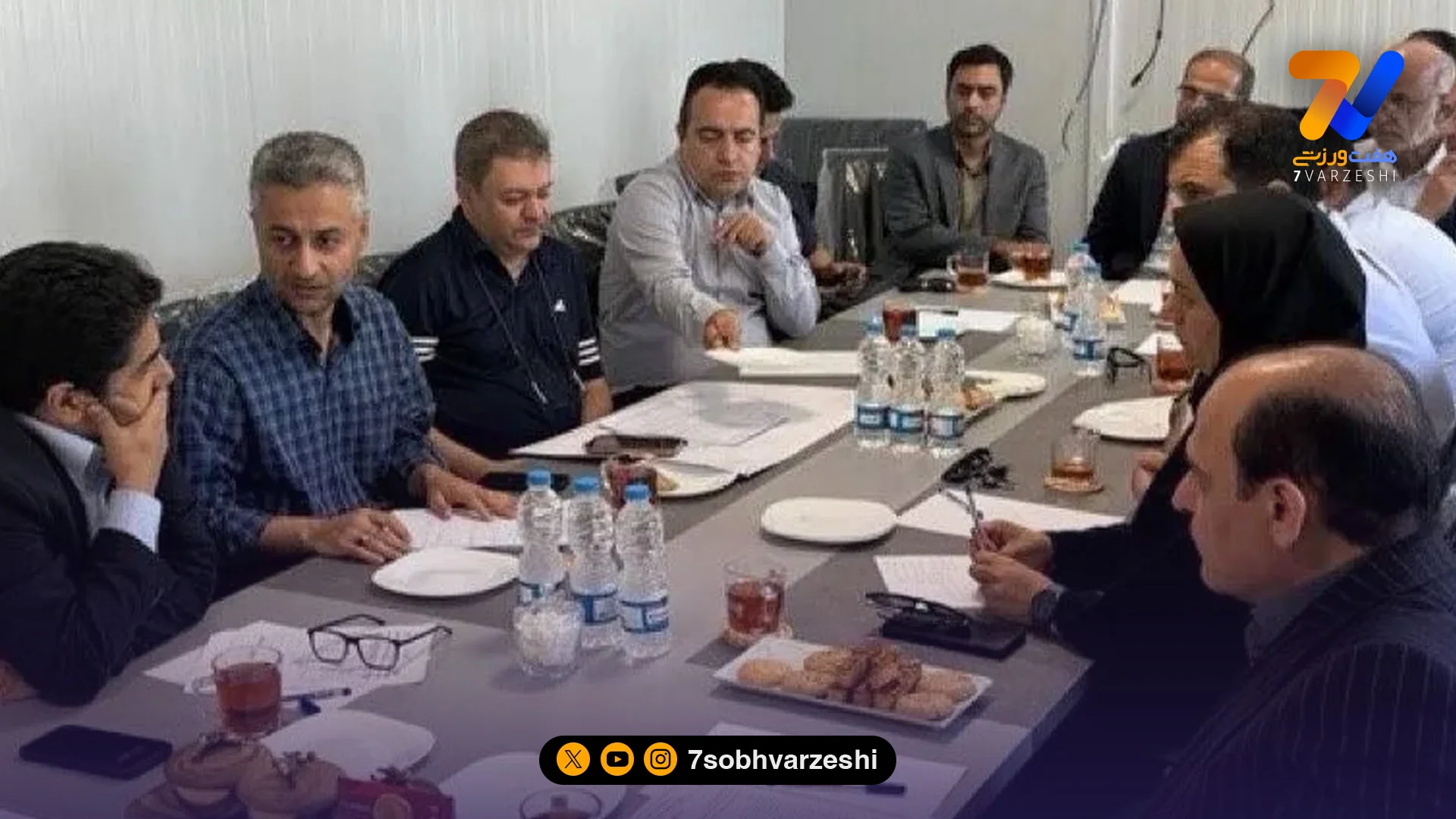 بازدید مدیرعامل شرکت توسعه و نگهداری از ورزشگاه سیروس قایقران - فوتبال