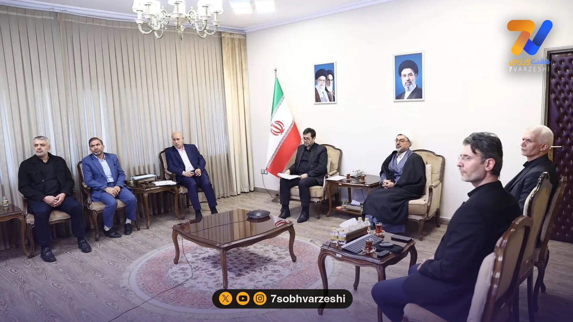 بررسی وضعیت ویزا و سفر تیم ملی در نشست دنیامالی با مسئولان - فوتبال
